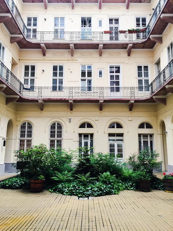 Central Basilica Apartment *